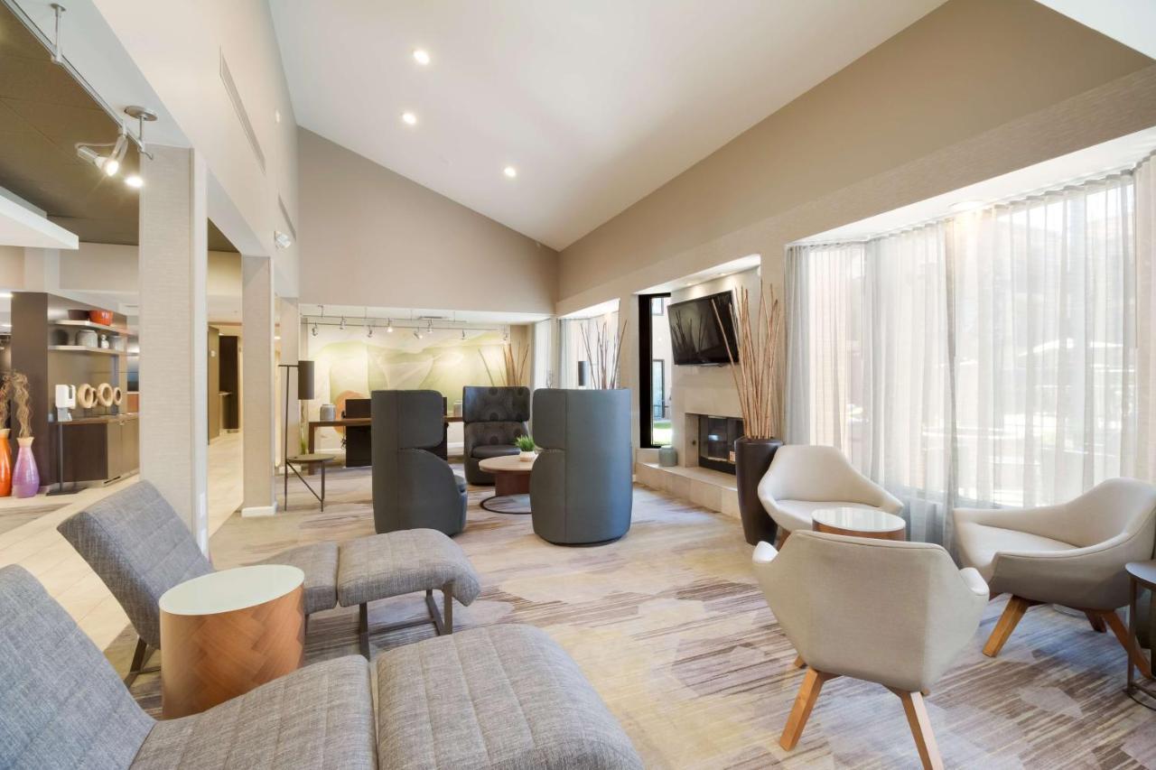 Hotel Sonesta Select Huntington Fountain Valley